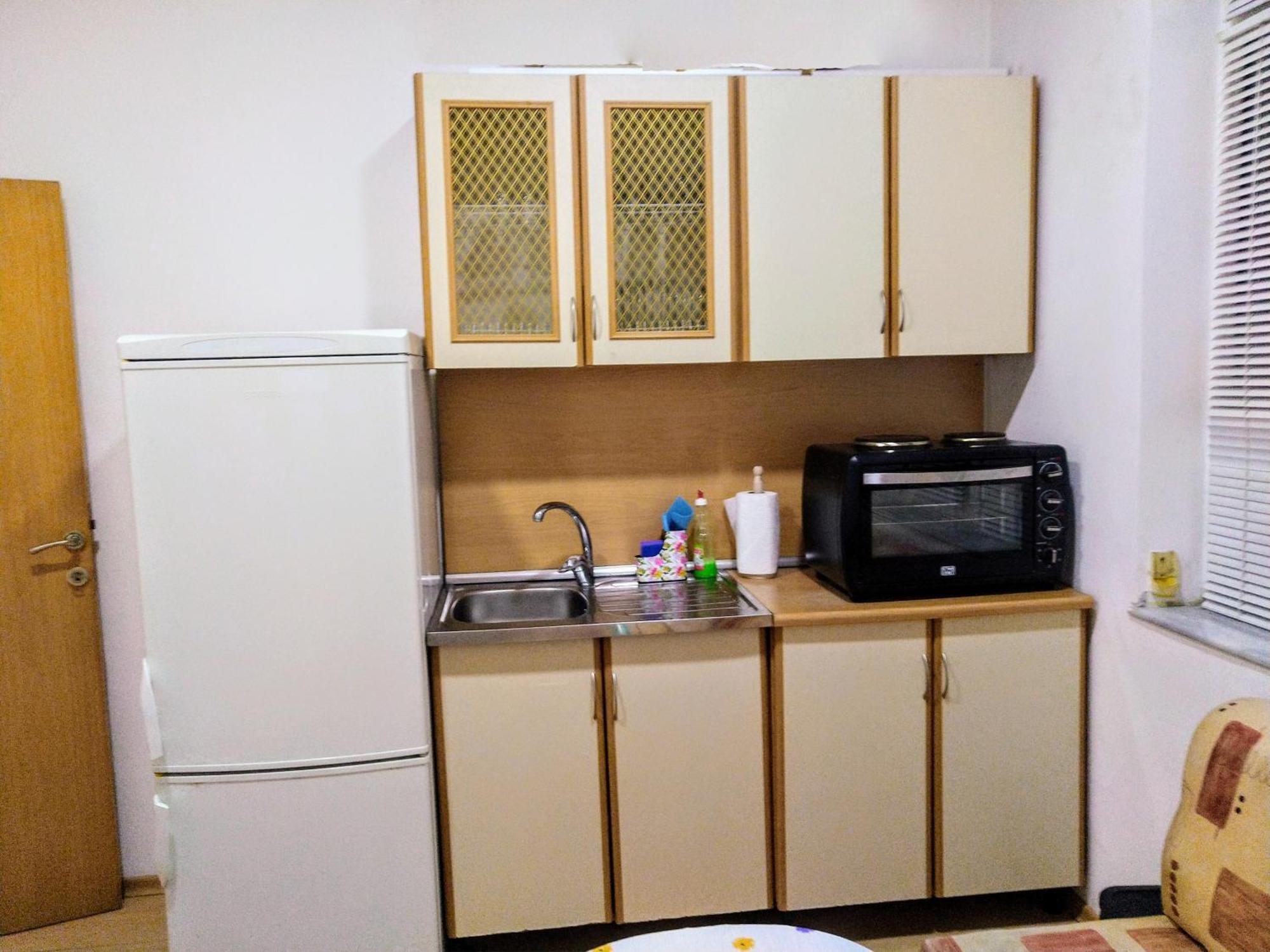 Downtown - Compact Low Cost Flat - 1St Floor Burgas City Exteriér fotografie